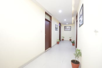 hotel global stay near delhi airport
