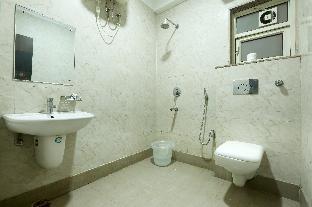 hotel classic plaza at delhi airport