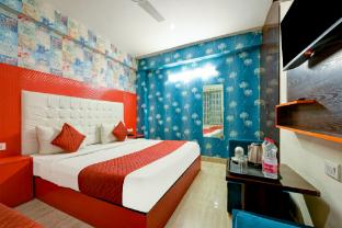 hotel classic plaza at delhi airport