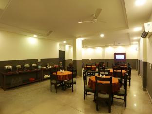 Hotel Classic Plaza At Delhi Airport,,0 star