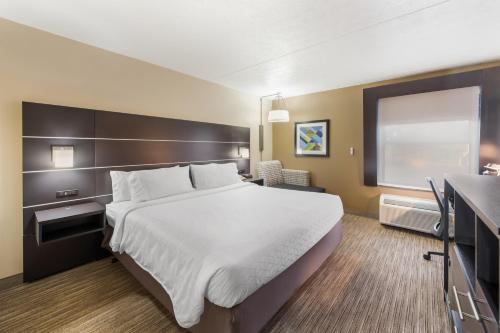 holiday inn express london by ihg
