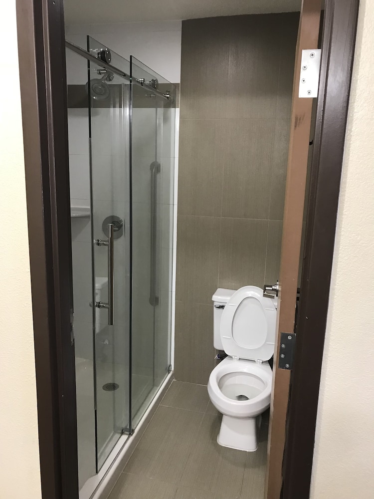 holiday inn express london by ihg