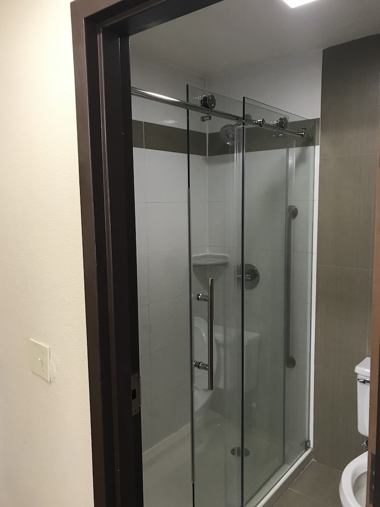 holiday inn express london by ihg