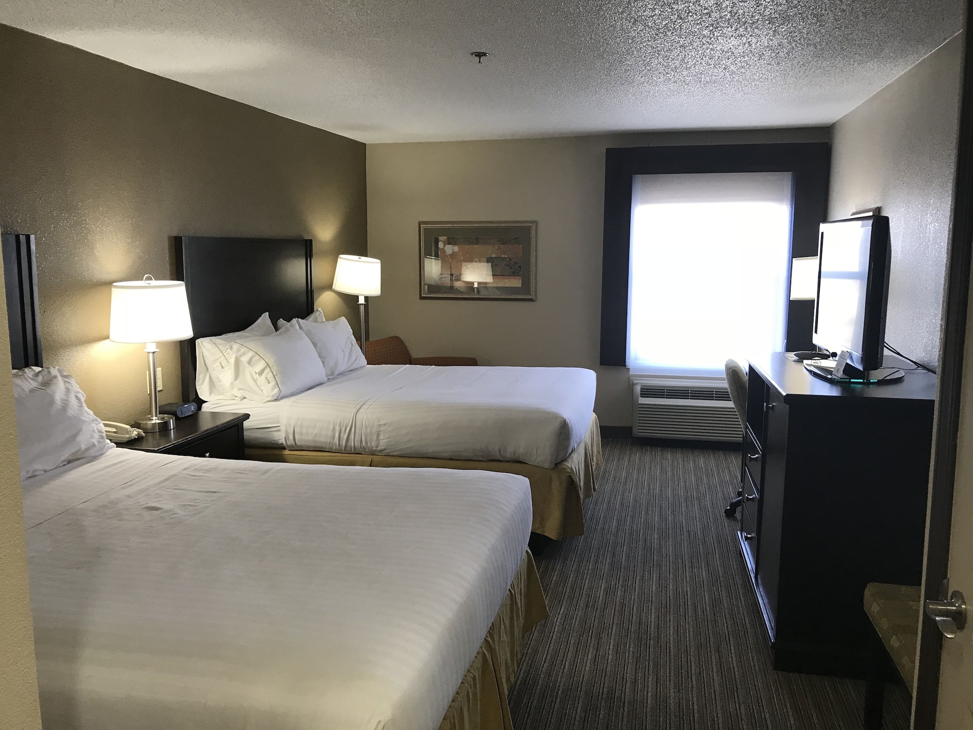 holiday inn express london by ihg
