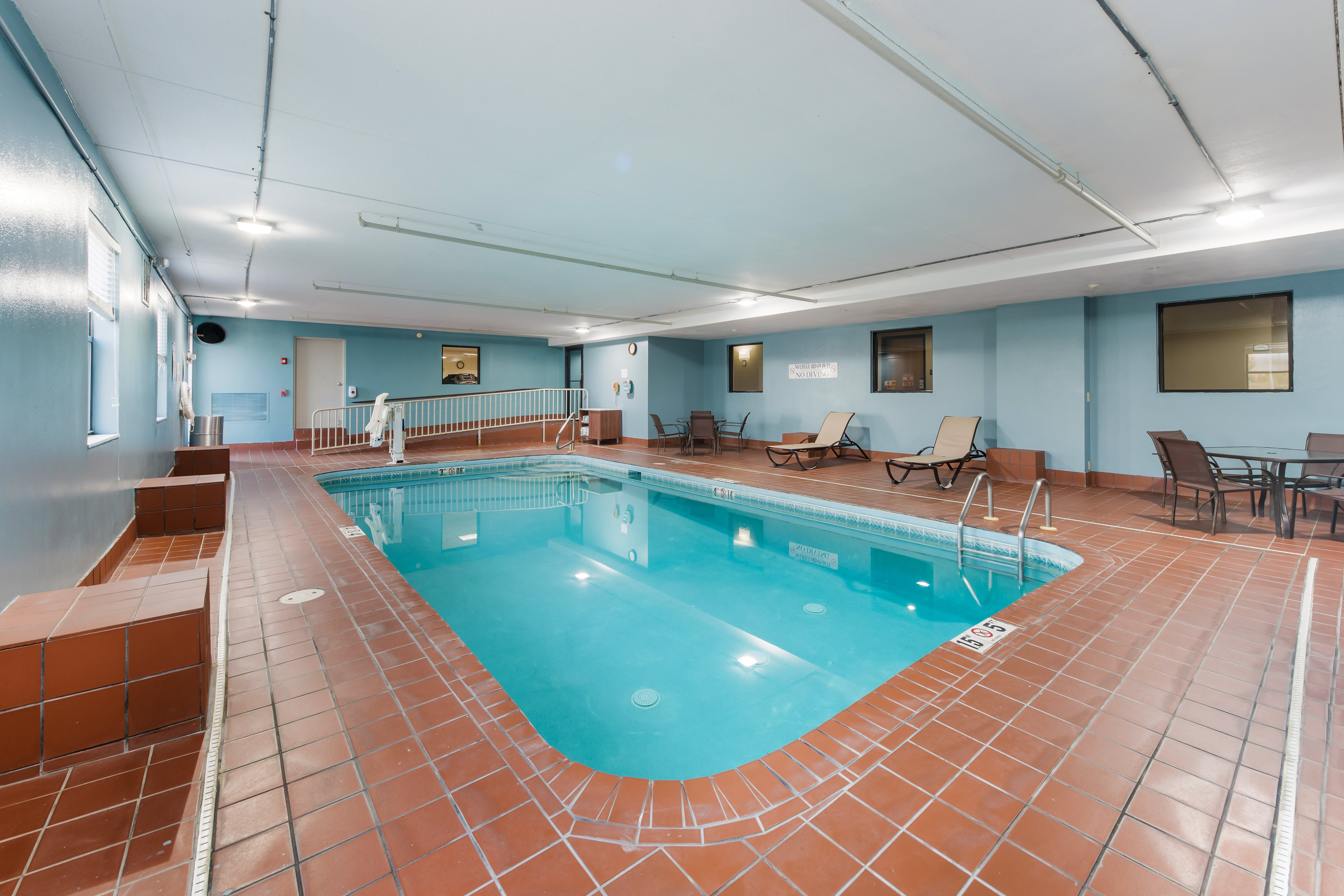 holiday inn express london by ihg