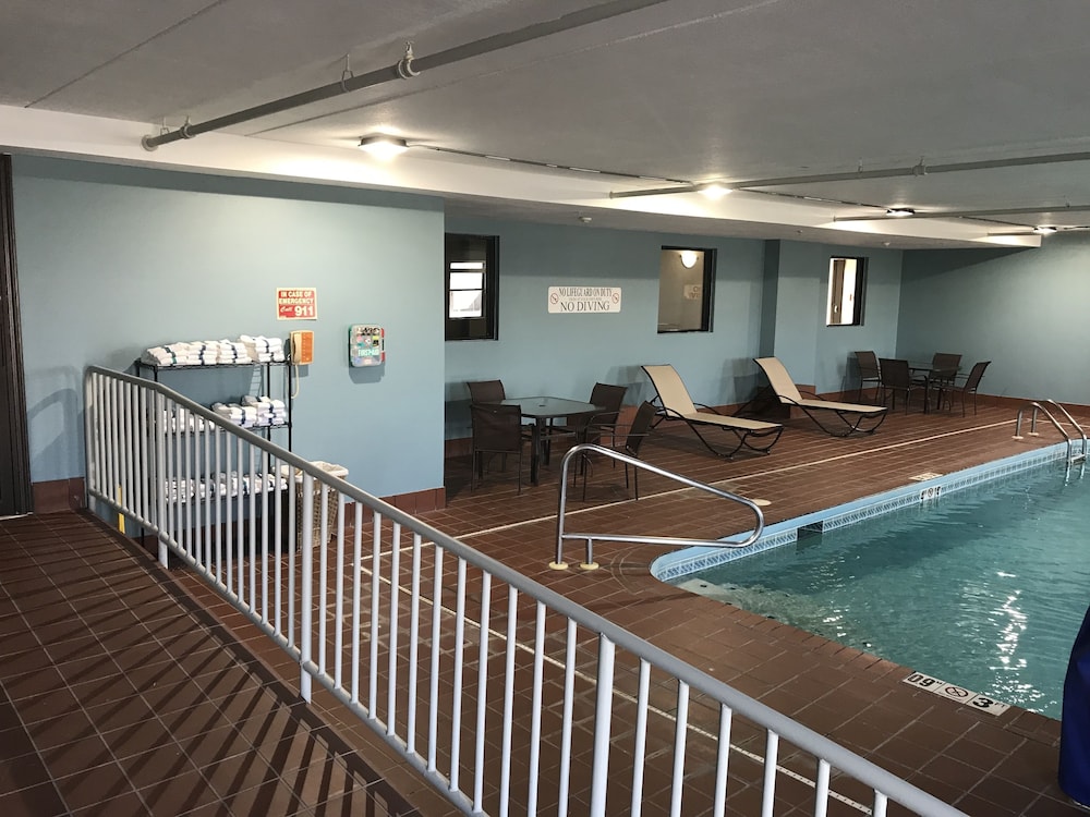 holiday inn express london by ihg