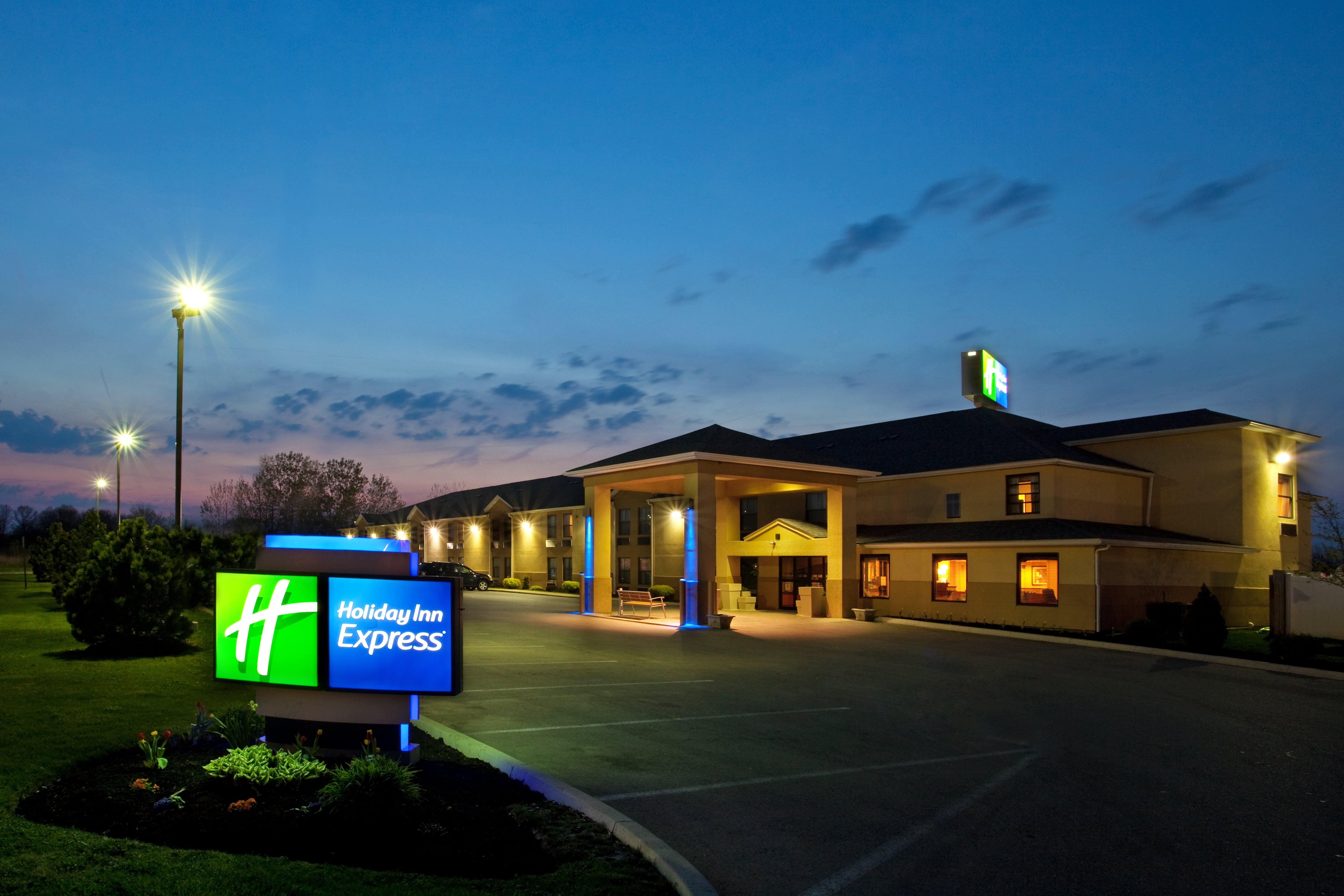 holiday inn express london by ihg