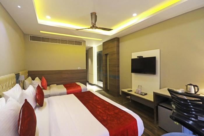 the ivy grand hotel in city centre delhi