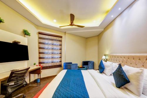 the ivy grand hotel in city centre delhi