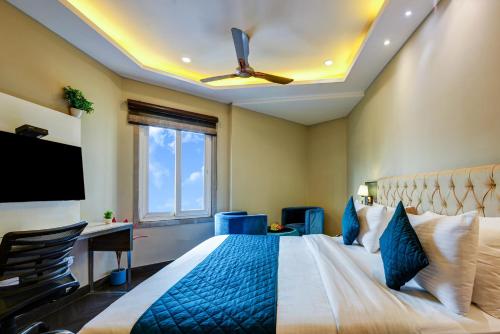the ivy grand hotel in city centre delhi