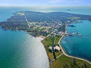 put in bay