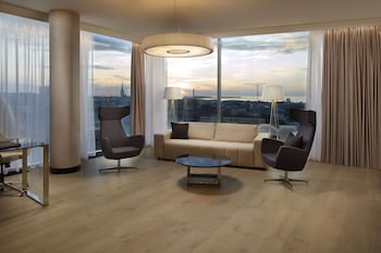 hilton tallinn park