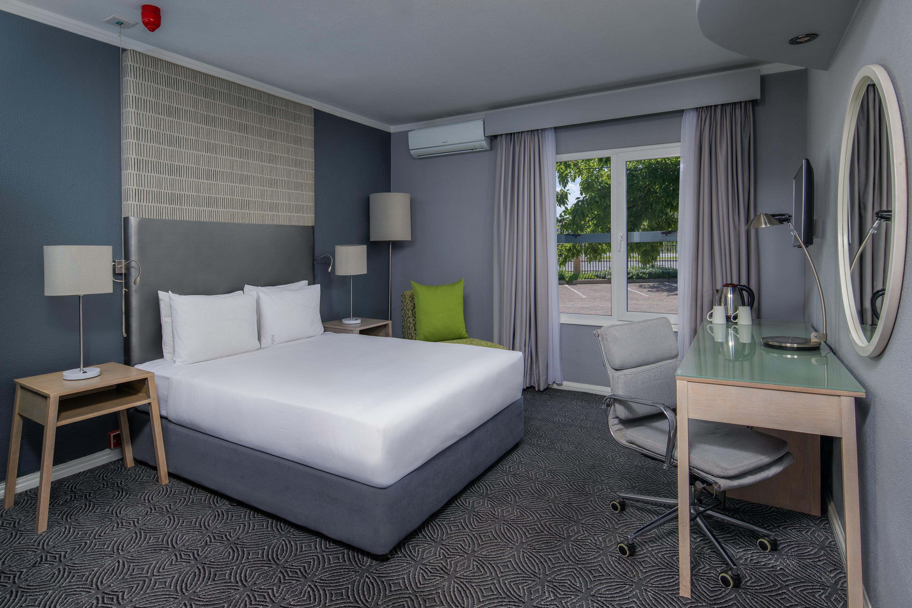 holiday inn johannesburg airport an ihg hotel