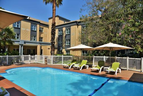 holiday inn johannesburg airport an ihg hotel
