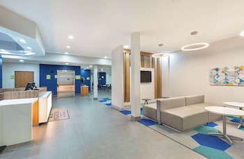 Microtel Inn & Suites By Wyndham Opelika,Auburn - Opelika>>Auburn,2 star