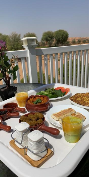 desert inn resort and camp