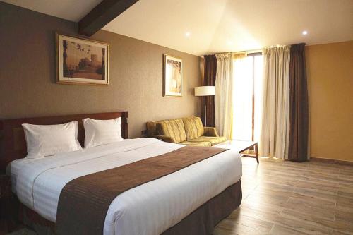 desert inn resort and camp