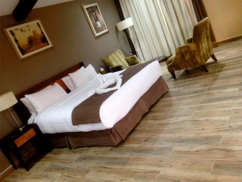 desert inn resort and camp