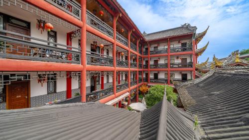 chengdu wenjun courtyard hotel