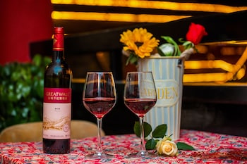 chengdu wenjun courtyard hotel