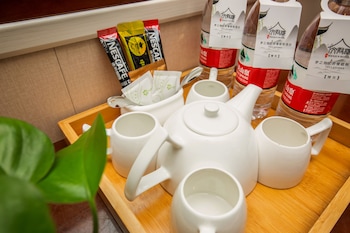 chengdu wenjun courtyard hotel