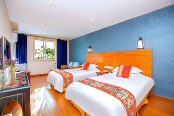 chengdu wenjun courtyard hotel