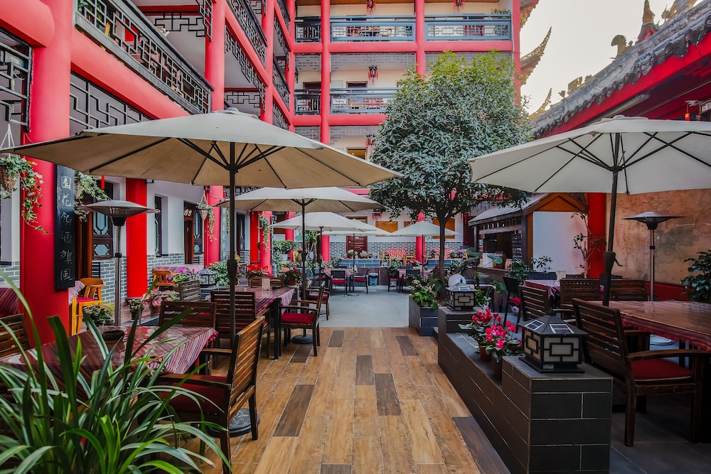 chengdu wenjun courtyard hotel