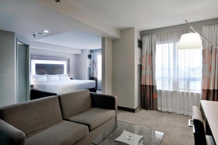doubletree by hilton ottawa downtown
