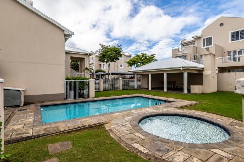 modern executive unit