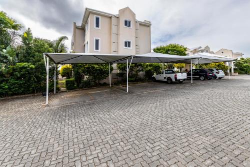 modern executive unit