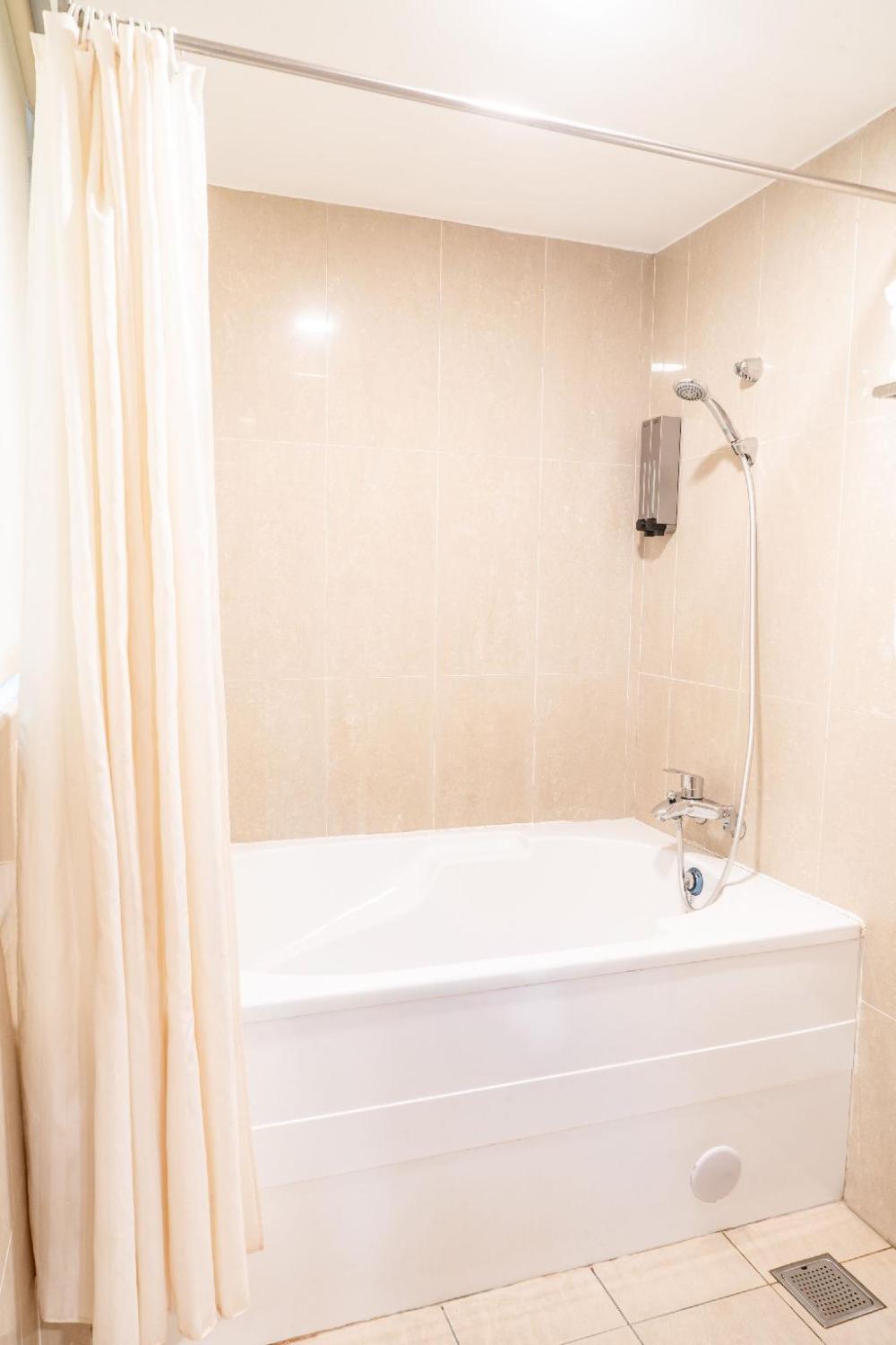 elegance hotel taipei