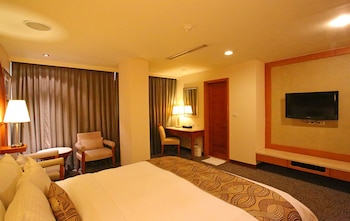 elegance hotel taipei