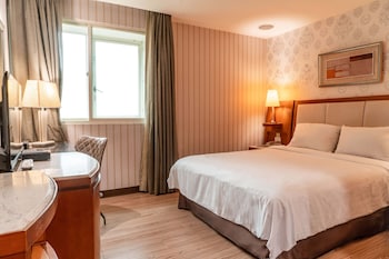 elegance hotel taipei