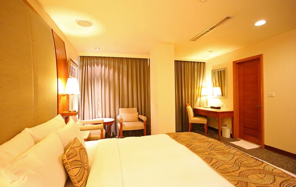 elegance hotel taipei