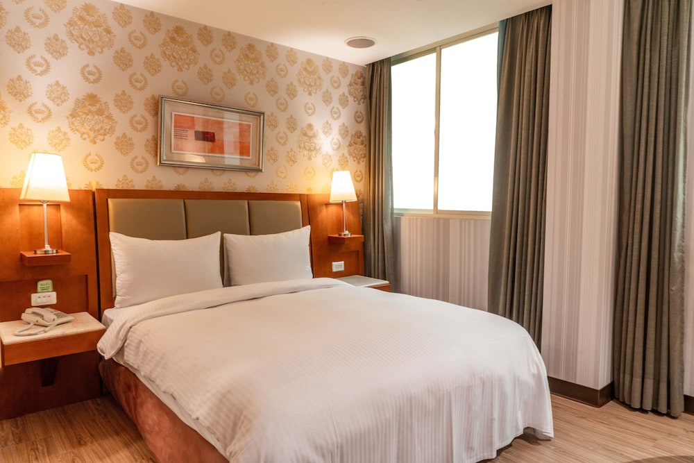 elegance hotel taipei