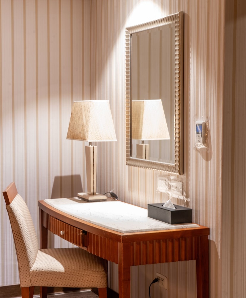 elegance hotel taipei