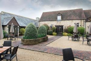 voco oxford thames by ihg