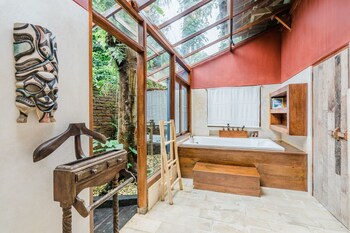 aalaya villa by hombali