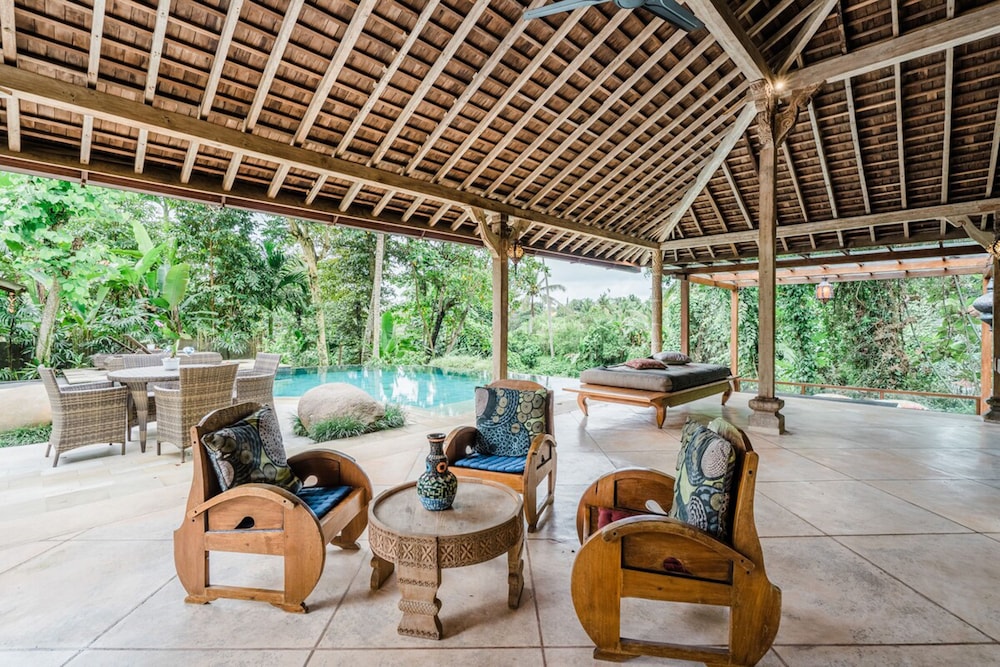 aalaya villa by hombali