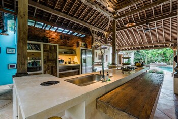 aalaya villa by hombali