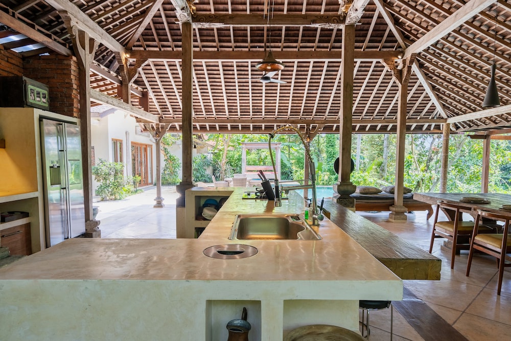 aalaya villa by hombali