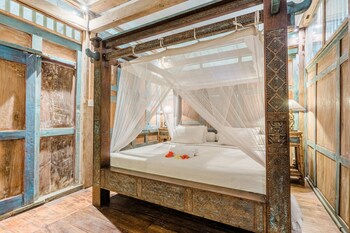 aalaya villa by hombali