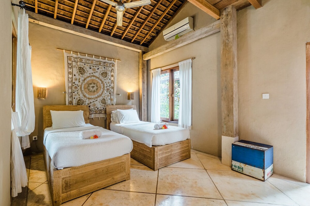 aalaya villa by hombali
