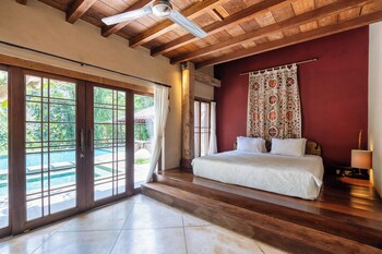 aalaya villa by hombali