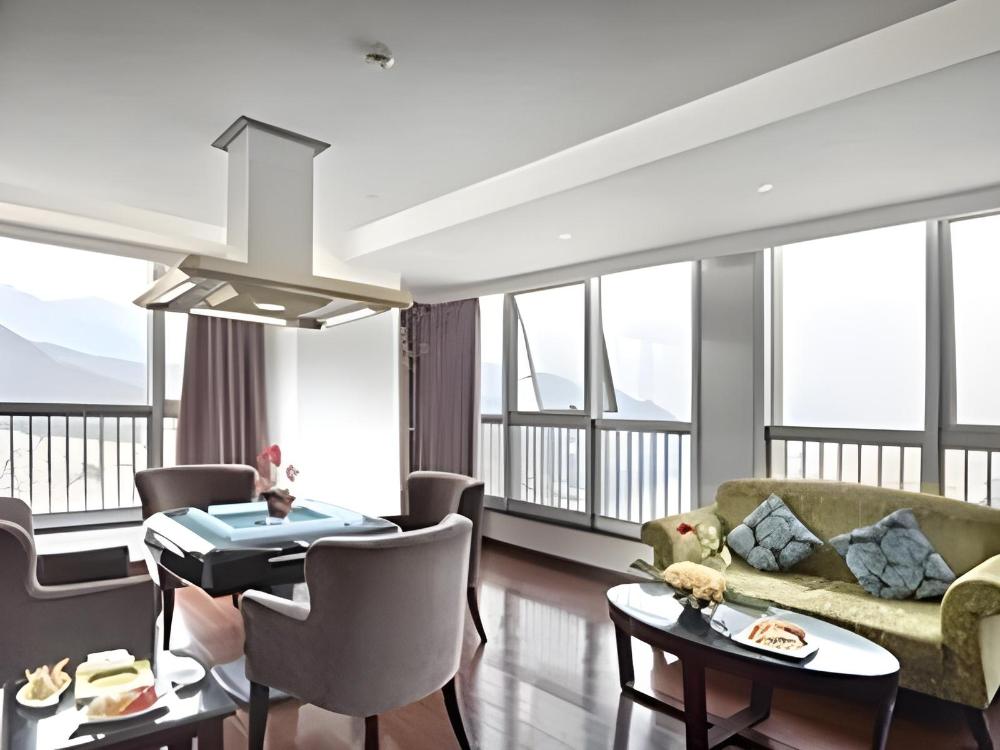 jiande peninsula kaihao hotel