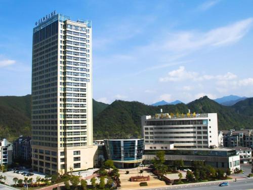 Jiande Peninsula Kaihao Hotel,Near Yueping Park,4 star