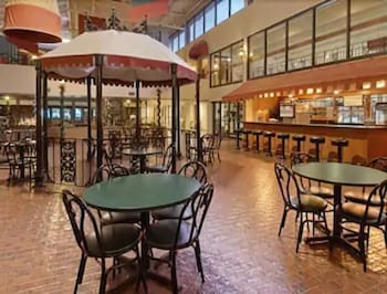 Ramada Hotel & Conference Center By Wyndham Paintsville,Paintsville>>Johnson County,3 star