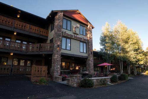silver moon inn