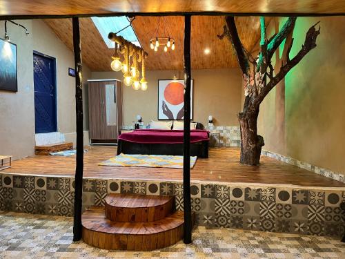 the tree house jibhi swastika aashiyana