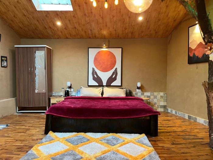 the hidden burrow by whoopers